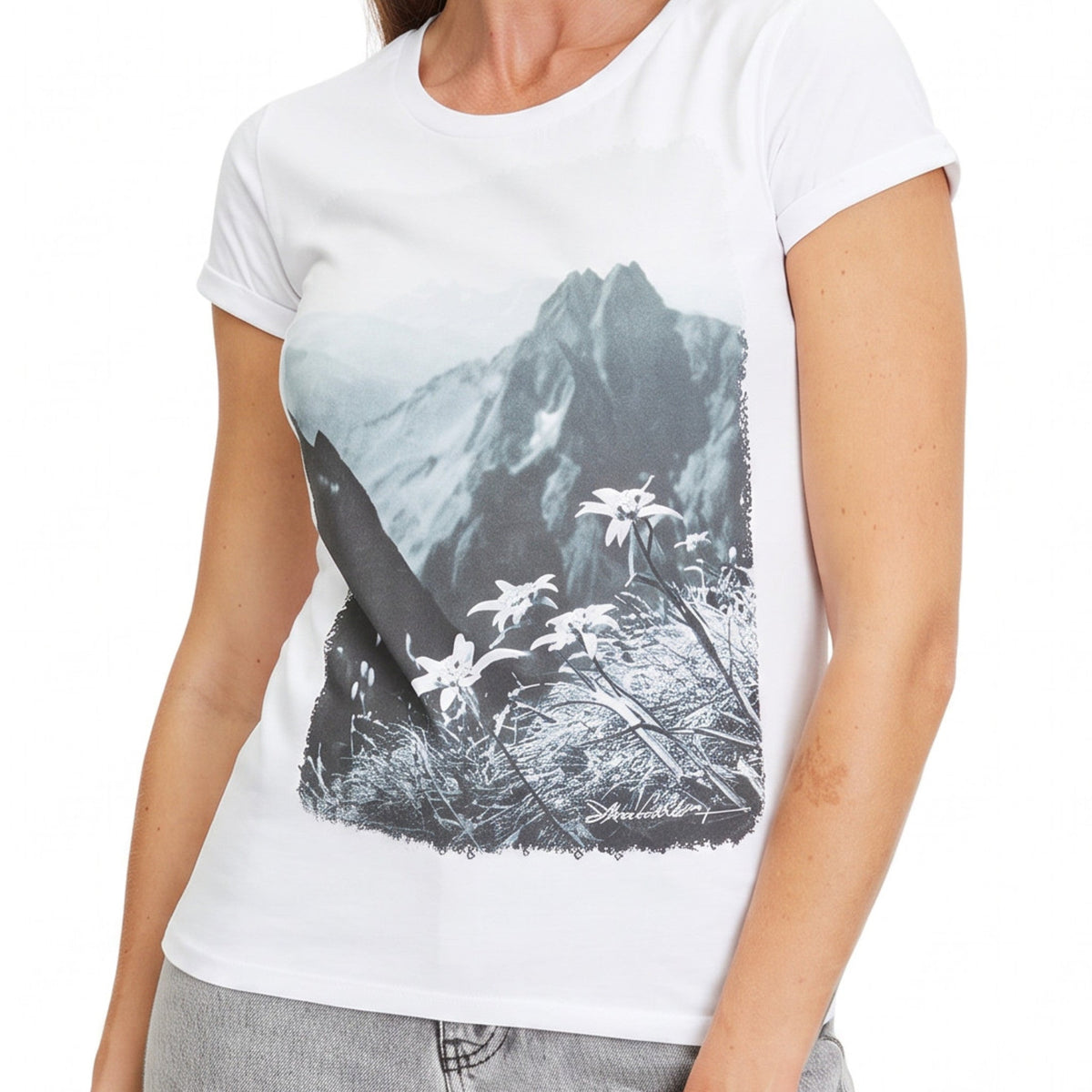 T-Shirts & Hoodies