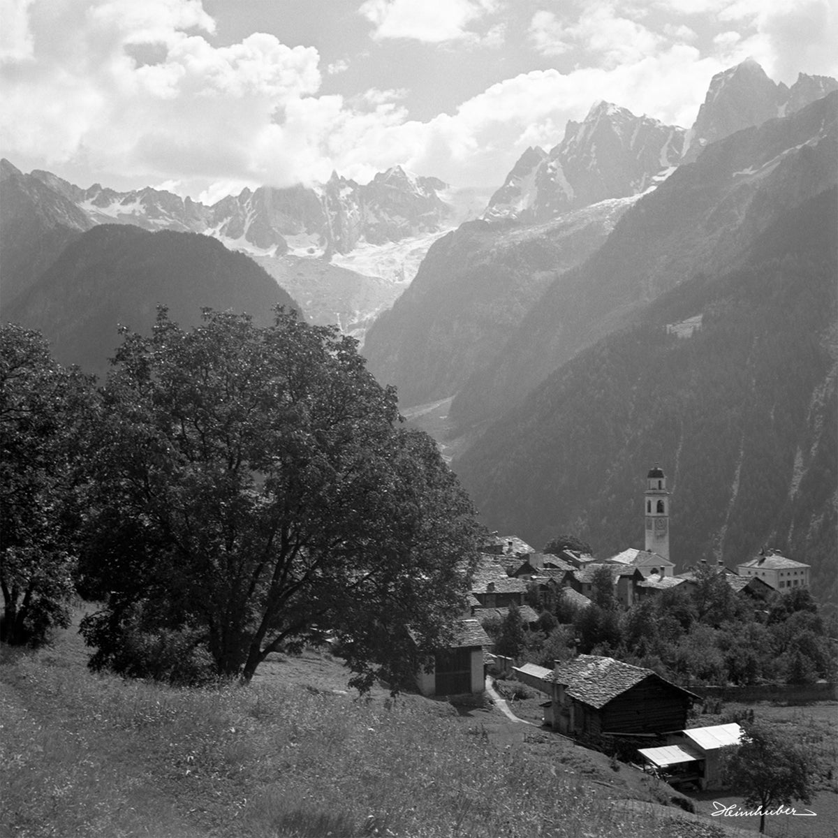 Soglio vor Bergkulisse