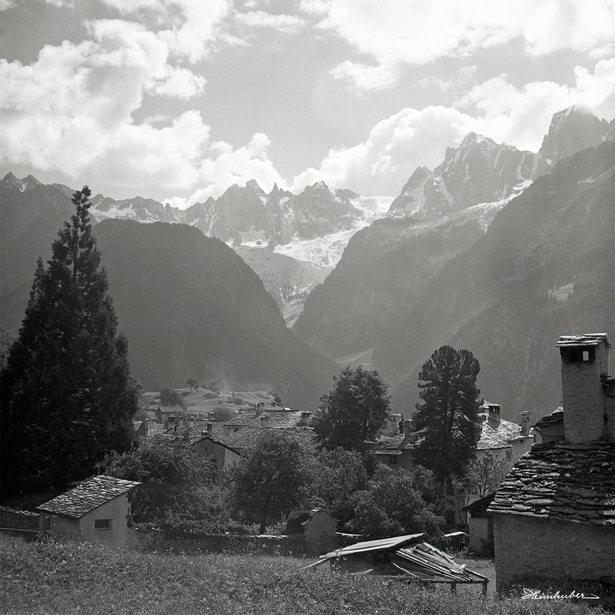 Soglio mit Blick auf die Berge