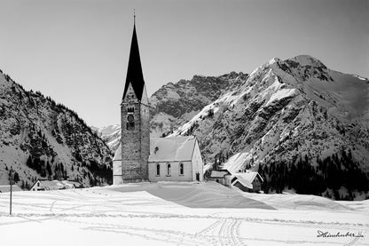 Bergkirche im Winter