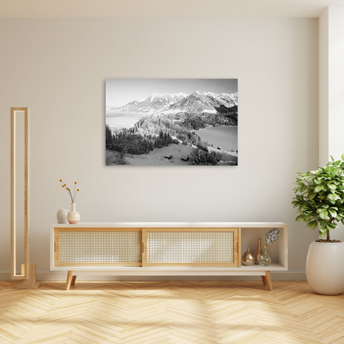 Bergsee im Winter